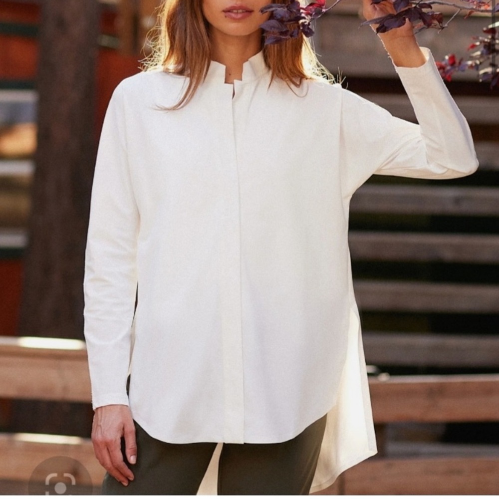 ADAY White High-Low Button-Front Collarless Blouse